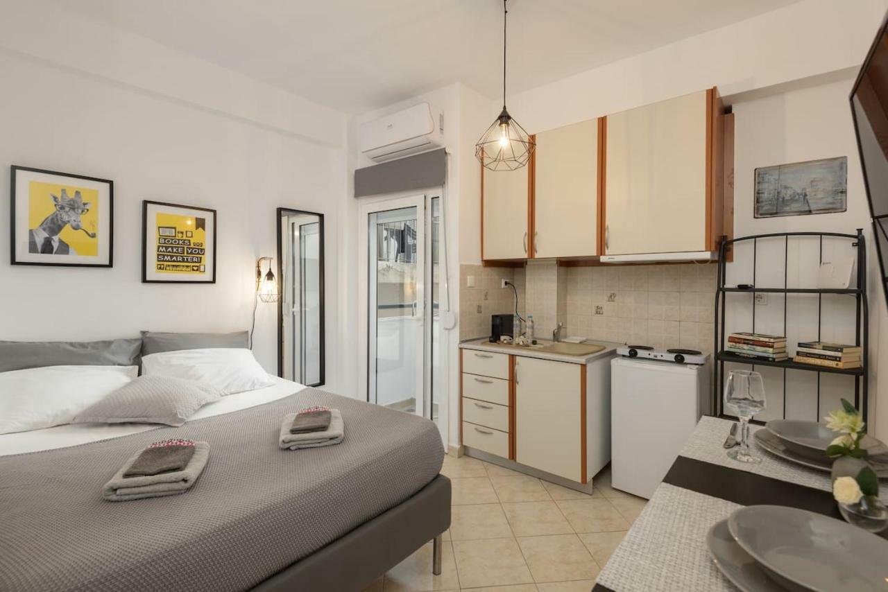 Central Studio! Fiber Wifi, Ac, Private, Self Check-In! Tessalónica Exterior foto