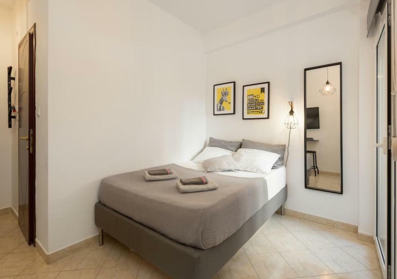 Central Studio! Fiber Wifi, Ac, Private, Self Check-In! Tessalónica Exterior foto