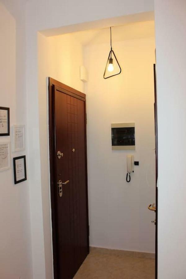 Central Studio! Fiber Wifi, Ac, Private, Self Check-In! Tessalónica Exterior foto
